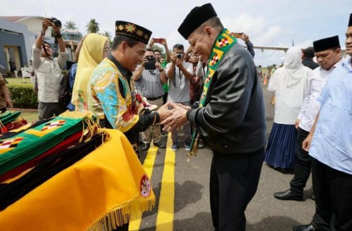 Pj Gubernur Aceh Tiba di Sinabang, Buka MTQ XXXVI Besok Malam