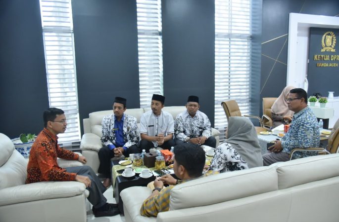 Terima Audiensi PGRI, Ketua DPRK Banda Aceh: Guru, Tulang Punggung Pembangunan SDM