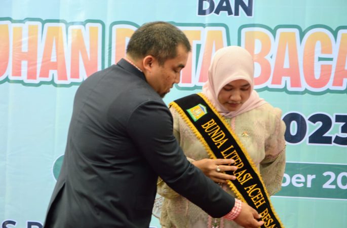 Cut Rezky Handayani Dinobatkan Jadi Bunda Literasi Aceh Besar