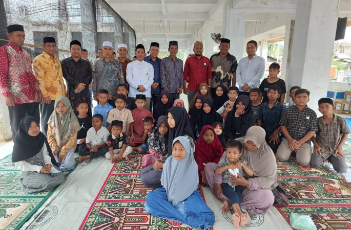 Gelar Maulid Nabi, Kecamatan Kuta Cot Glie Santuni 184 Anak Yatim