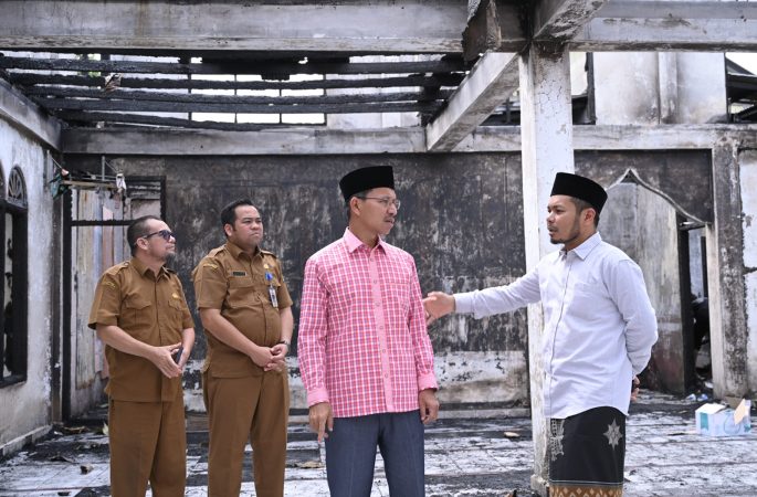 Ketua DPRK Banda Aceh Kunjungi Dayah Babul Maqhfirah Pasca Kebakaran
