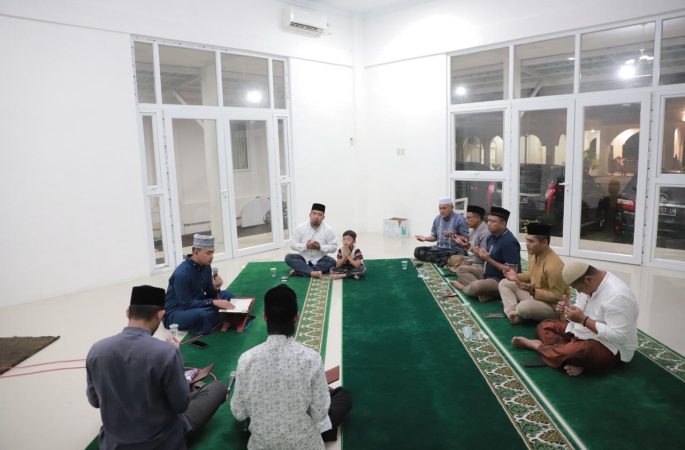Pj Bupati Aceh Besar Tutup Tadarus Ramadhan di Meuligoe