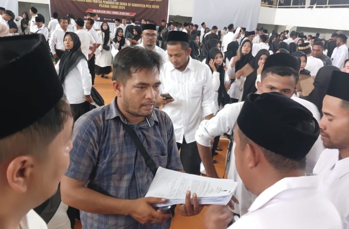 Tuwai Protes, Anggota PPS yang Dilantik di Pidie Dituding Saksi Parpol