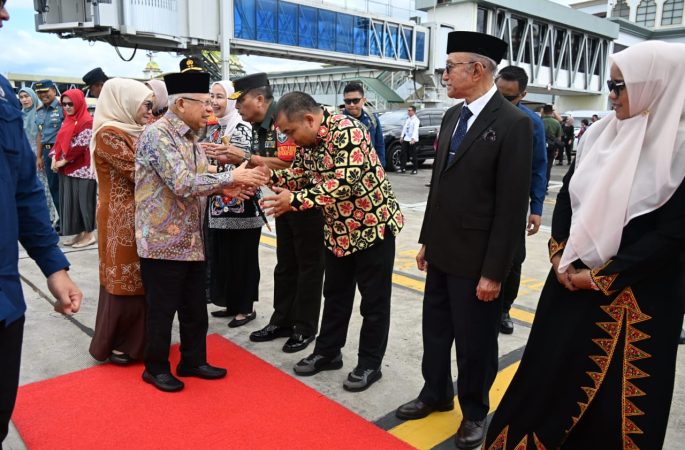Pj Bupati Aceh Besar Hadiri Peresmian Gedung Landmark BSI Aceh