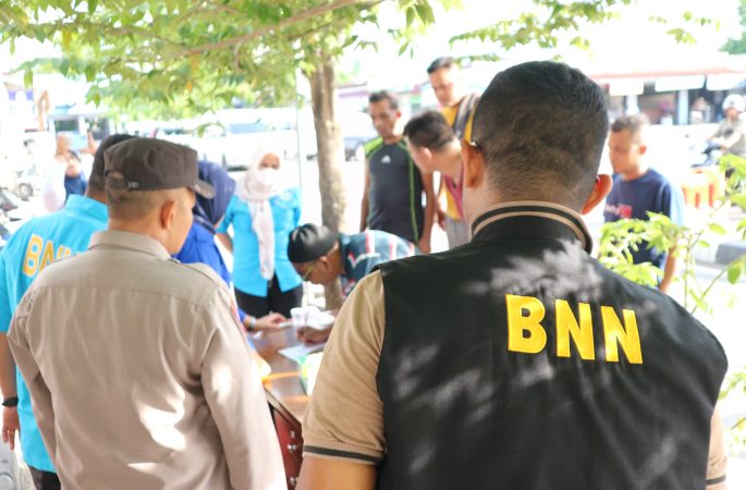 BNNK Banda Aceh Bersana Dishub dan Polsek Lueng Bata Tes Urine Pengemudi Angkutan Umum di Terminal Lueng Bata