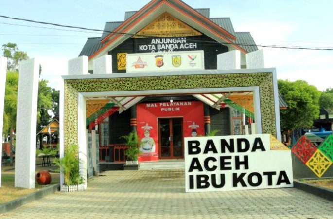 Pemko Banda Aceh dan Polresta Raih Penghargaan Anjungan Terbaik Bhayangkara Fest 2024