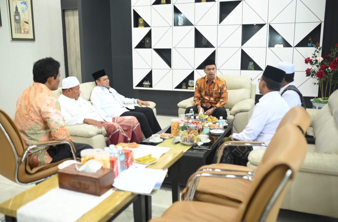 Pimpinan DPRK Terima Silaturahmi MPU Kota Banda Aceh