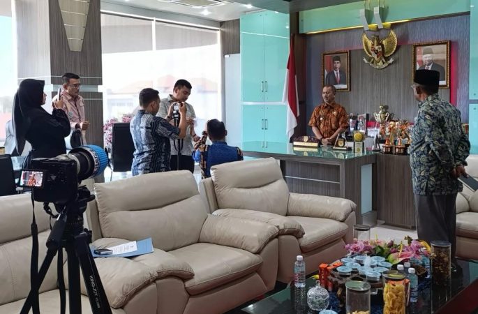Pj Wali Kota Ade Surya Terus Komit Tingkatkan Keterbukaan Infomasi Publik di Banda Aceh