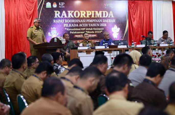 Pj Gubernur Minta Pemerintah Kabupaten/Kota Segera Tuntaskan Dana Hibah untuk KIP dan Panwaslih 