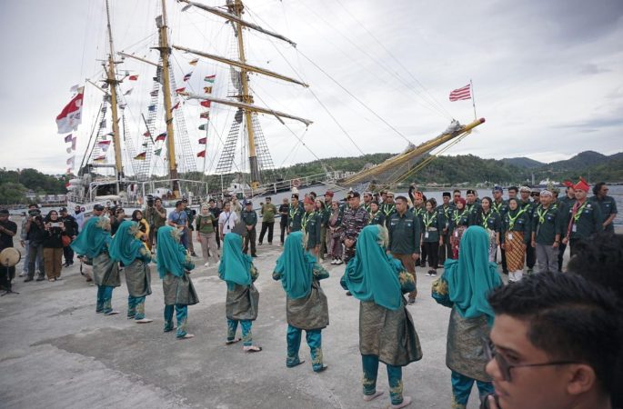 Rombongan Muhibah Budaya Jalur Rempah 2024 Tiba di Sabang dengan KRI Dewaruci