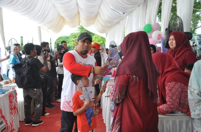 Pj Bupati Aceh Besar dan Bunda PAUD Cut Rezky Hadiri Puncak Peringatan HAN ke-40