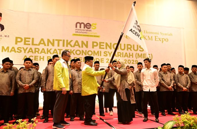 Aminullah Usman Lantik Pengurus MES Aceh Besar Periode 2024-2029