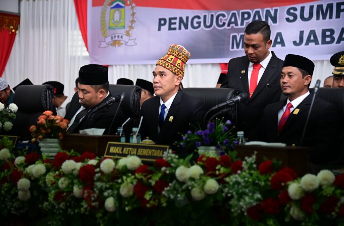 Abdul Muchti dan Naisabur, Pimpinan Sementara DPRK Aceh Besar