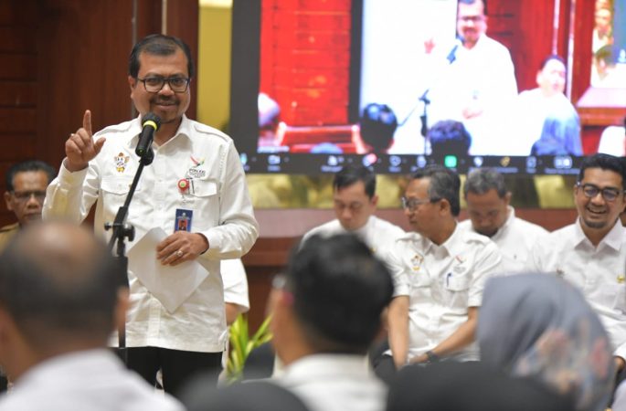 Pj Sekda Aceh Kukuhkan Tim Kesehatan dan SDM untuk Sukseskan PON XXI