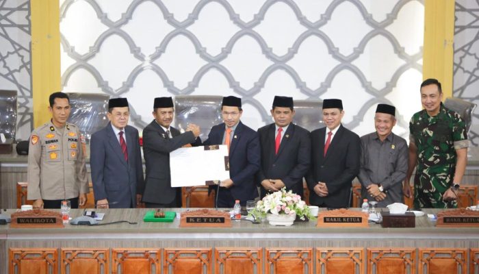 Pemko dan DPRK Banda Aceh Sepakati Raqan Perubahan APBK 2024