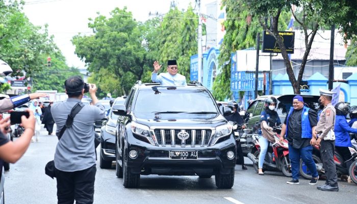 Ribuan Warga Padati Deklarasi Pasangan AMIN untuk Pilkada Banda Aceh 2024