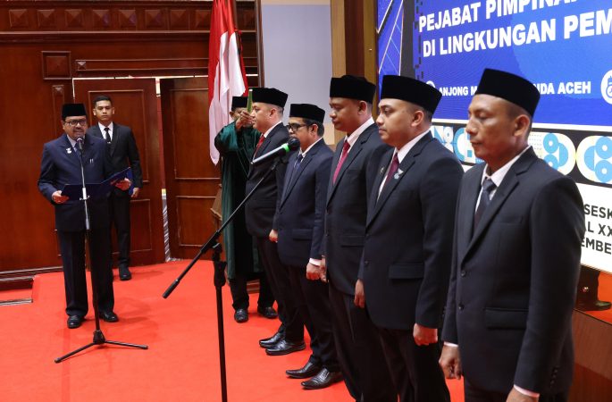 Lantik Pejabat Esselon II, Pj Sekda Aceh Ingatkan Percepatan Realisasi APBA