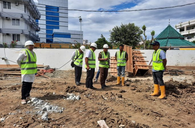 Kadis PUPR Kota Banda Aceh Lakukan Monitoring dan Evaluasi Proyek Fisik TA 2024
