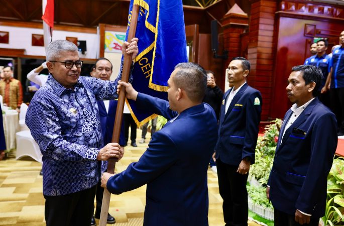 Pj Gubernur Aceh Kukuhkan Pengurus Karang Taruna 2024-2029