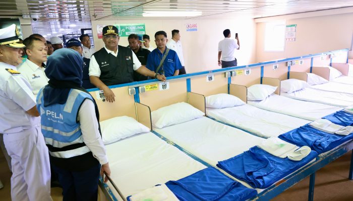 Jadi Hotel Terapung Selama PON, Pj Gubernur Safrizal Tinjau KM Kelud