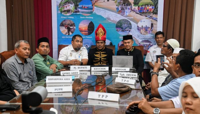 Pj Bupati Iswanto Ikuti Zoom Meeting Penilaian Verifikasi Online LDWN Tahun 2024