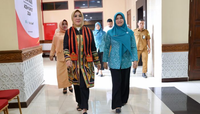 Pj Ketua TP PKK Aceh Sambut Kedatangan Ketua TP PKK Pusat