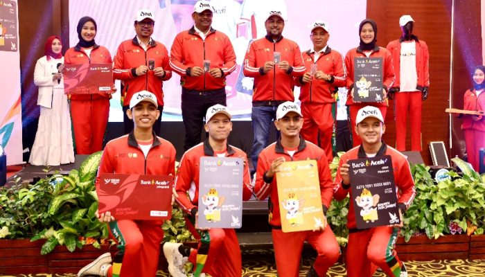 Pj Gubernur Safrizal Luncurkan Jersey Atlet Kontingen Aceh PON XXI