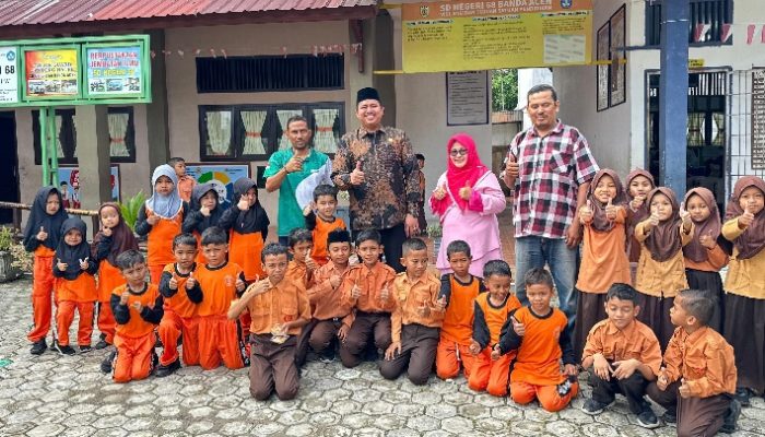 Anggota DPRK Tuanku Muhammad Apresiasi Kemajuan SDN 68 Kota Banda Aceh