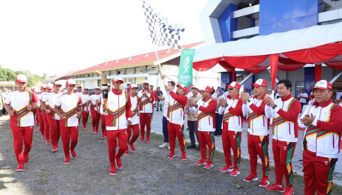 Usai Bermalam di Kota Jantho, Kirab Obor Api PON Dilepas Pj Bupati Aceh Besar Menuju Kota Banda Aceh