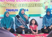 Pj Ketua TP PKK Aceh Besar Tinjau Posyandu di Gampong Beureunut