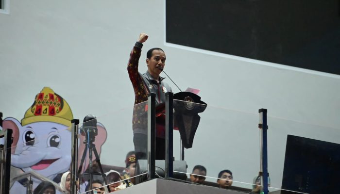 Presiden Jokowi Soroti Peran Penting Pemeliharaan Venue PON