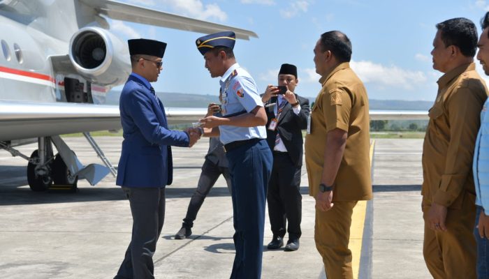 Danlanud SIM Sambut Menteri Luar Negeri di Bandara Sultan Iskandar Muda