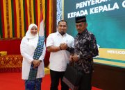 Pj Bupati Lepas Purna Tugas Kadis Perhubungan Aceh Besar Azhari SE