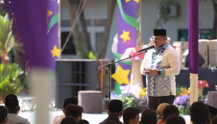 Pj Gubernur Safrizal Hadir di SMA 3 Banda Aceh, Kenang Masa Sekolah dan Beri Motivasi untuk Siswa