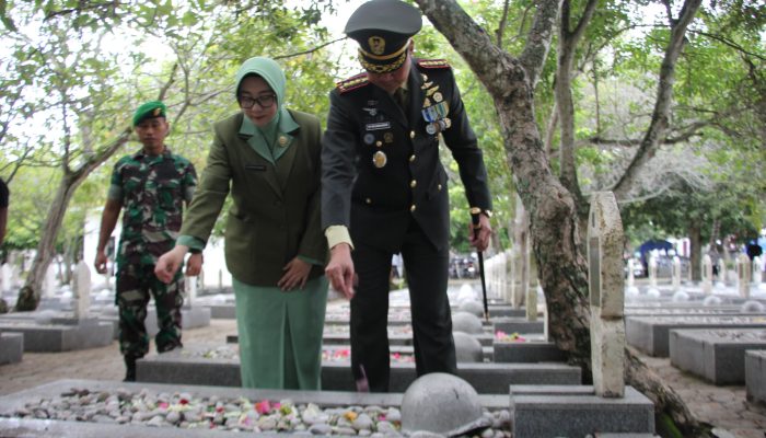 Dandim 0101/KBA Hadiri Ziarah Nasional Peringatan HUT ke-79 TNI Tahun 2024