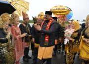 Kunker ke Simeulue, Pj Gubernur Safrizal Pimpin Upacara HUT Kabupaten