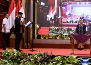 Pj Gubernur Safrizal Kukuhkan Safriati sebagai Pj Ketua Dekranasda, Bunda PAUD, dan Ketua Forikan Aceh