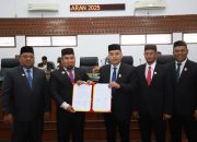 Pj Bupati Aceh Besar Tandatangani Nota Kesepakatan KUA-PPAS APBK 2025