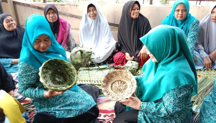 TP PKK Aceh Besar Kunjungi Rumah Dilan Gelari Pelangi Reuhat Tuha Sibreh