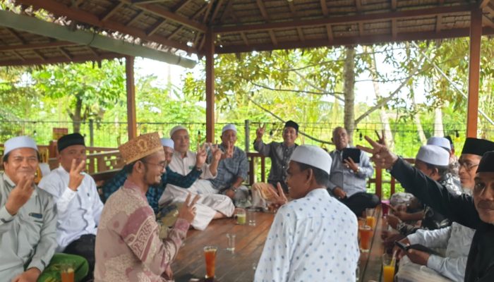 Seribuan Dayah di Aceh Siap Deklarasi Dukung Mualem – Dek Fadh