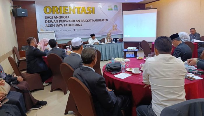 Pj Bupati Murtala Tutup Orientasi DPRK Aceh Jaya Tahun 2024,