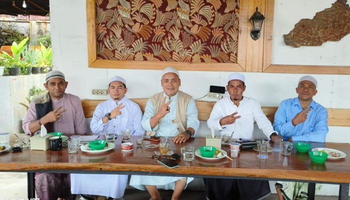Pimpinan Dayah di Aceh Tengah dan Bener Meriah Siap Deklarasi Mendukung Mualem – Dek Fadh