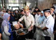 Kunker Perdana ke Aceh Besar, Teuku Riefky Harsya Mengaku Terharu