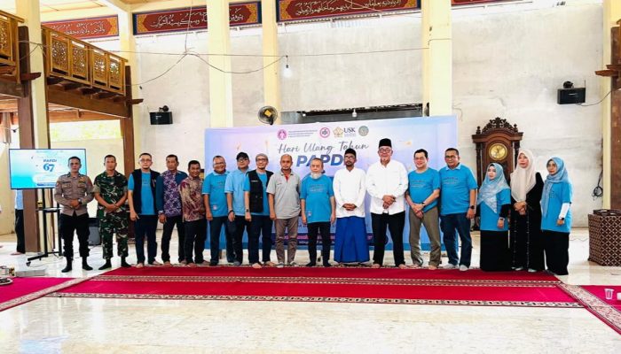 Masyarakat Keunaloi Seulimeum Antusias Sambut Bakti Sosial HUT ke-67 PAPDI