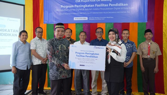 PT Centratama Telekomunikasi Indonesia Serahkan CSR Pustaka Digital untuk SD-SMP PKPU
