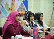 Pj Ketua TP PKK Aceh Besar Tutup Bimtek Penyuluhan Keamanan Pangan Bagi IRTP