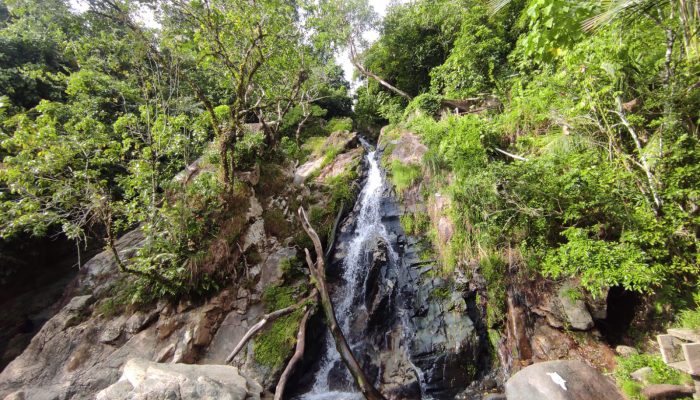 Air Terjun Ie Dingin, Wisata Alam di Pinggir Jalan