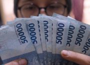 Pemerintah Perintahkan Provinsi dan Kabupaten/Kota Naikkan Upah Minimum 6,5 Persen Mulai 2025