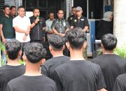 Pj Bupati Aceh Besar Lepas Tim PSAB ke Piala Soeratin U-17 Nasional di Solo Jateng