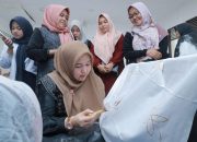 Ketua Dekranasda Rita Mayasari Sebut Aceh Besar Punya Batik Berkelas